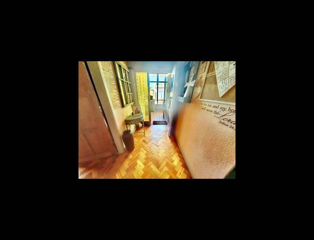 5 BEDROOM HOUSE FOR SALE IN CHURCHILL ESTATE